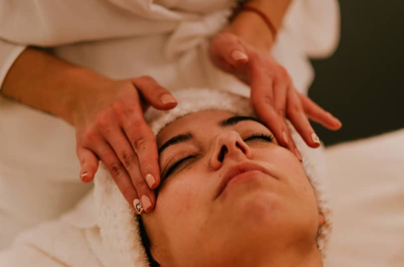 Bioterapia facial - Tratamientos Estéticos en Peluquería Fátima Albo